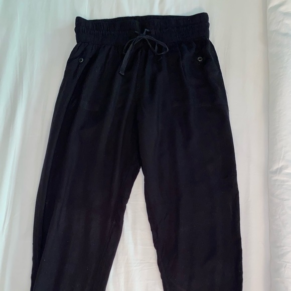 Aritzia Pant - Picture 2 of 3
